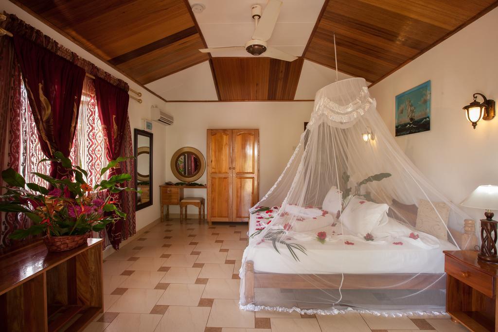 Etoile Labrine Guest House Диг Екстериор снимка